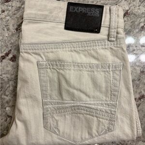 EXPRESS Slim Fit Jeans